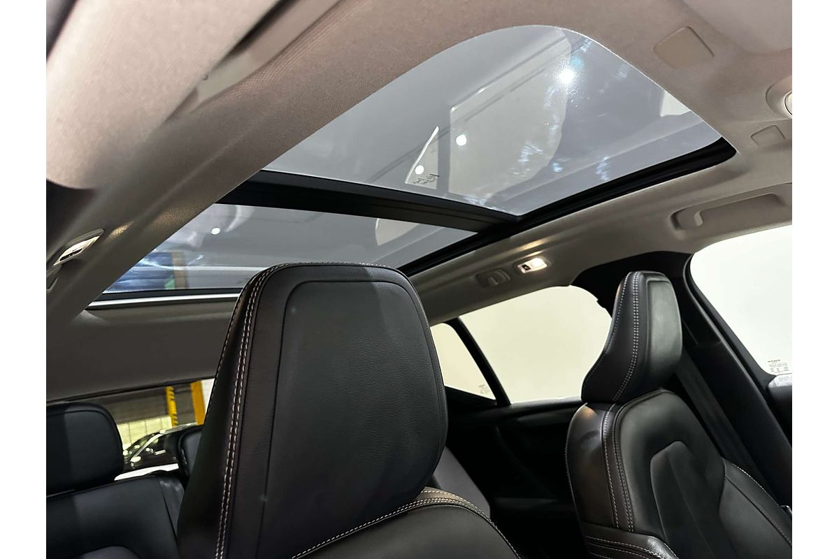 2020 Volvo XC40 T4 Inscription