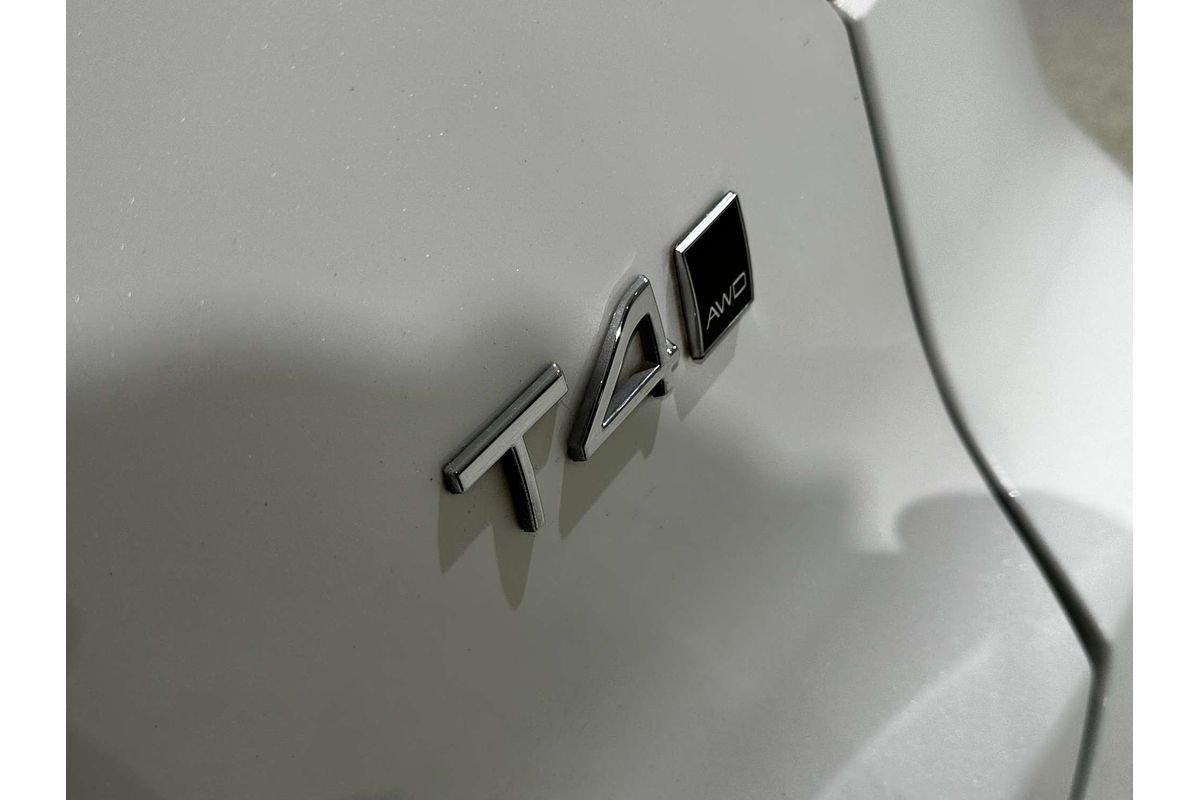 2020 Volvo XC40 T4 Inscription