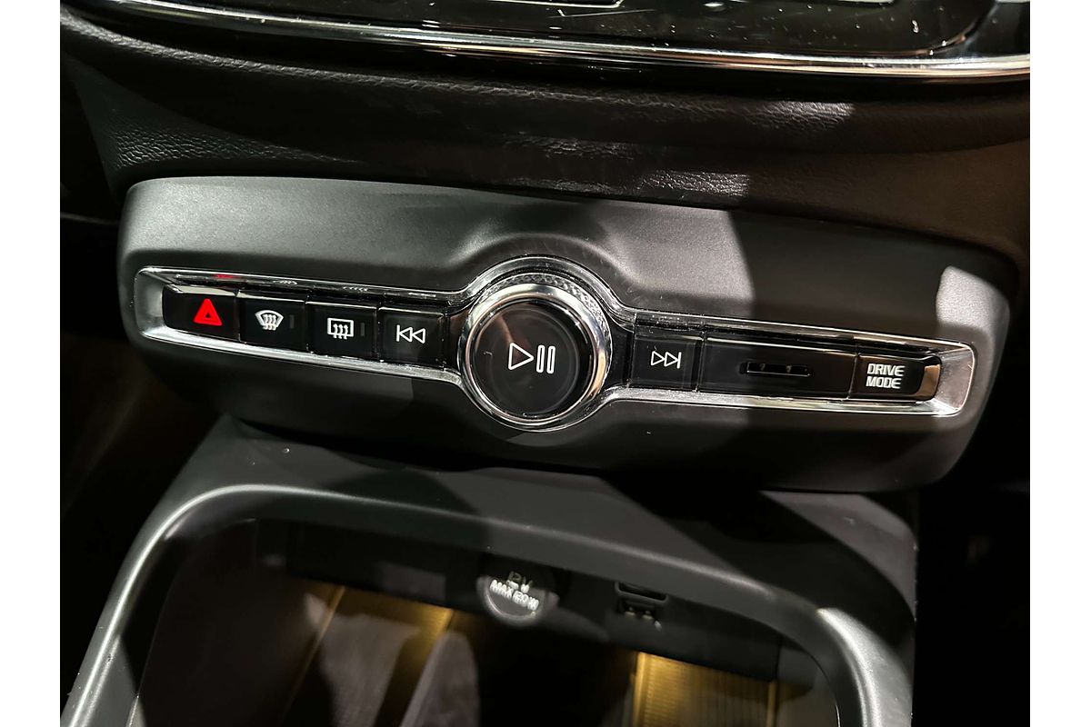2020 Volvo XC40 T4 Inscription