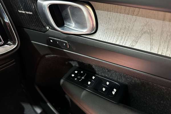 2020 Volvo XC40 T4 Inscription