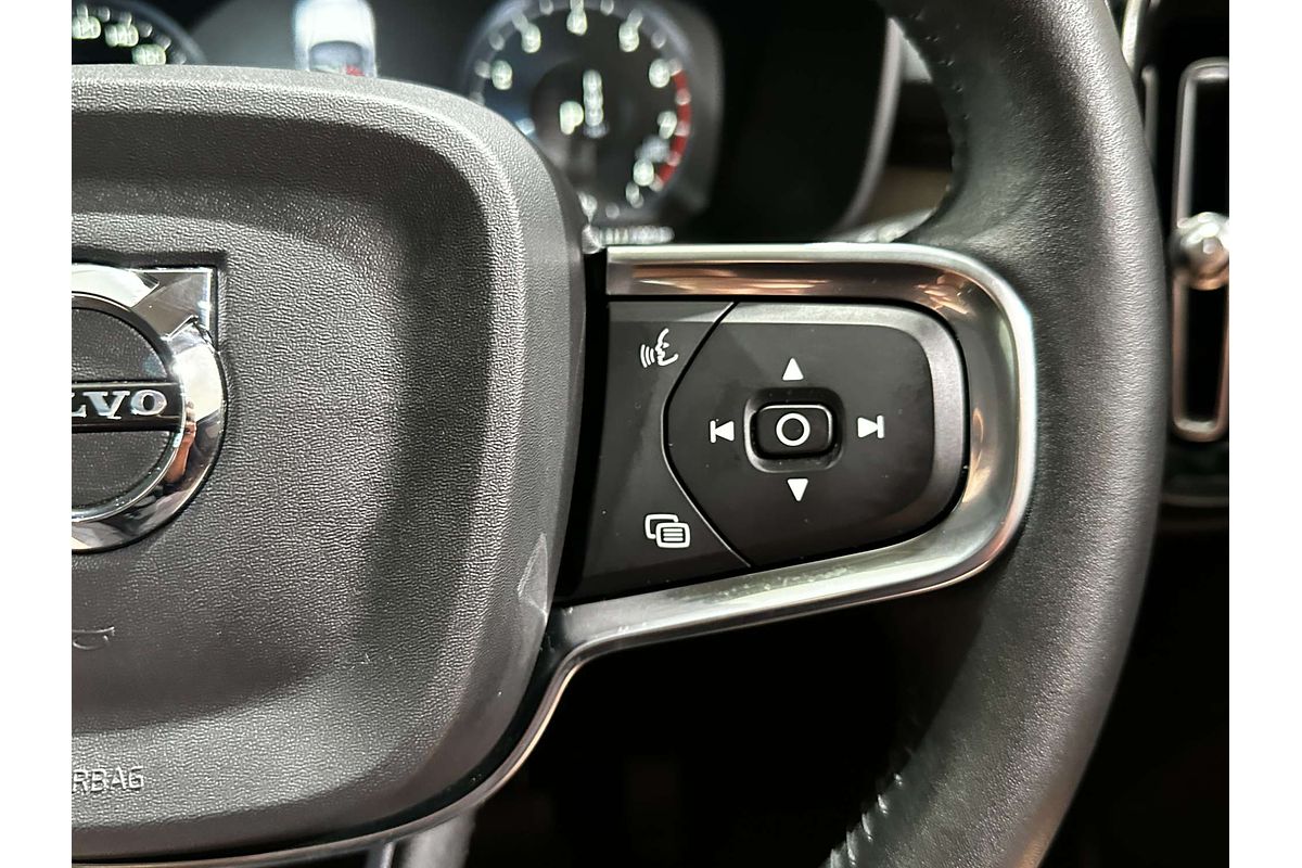 2020 Volvo XC40 T4 Inscription
