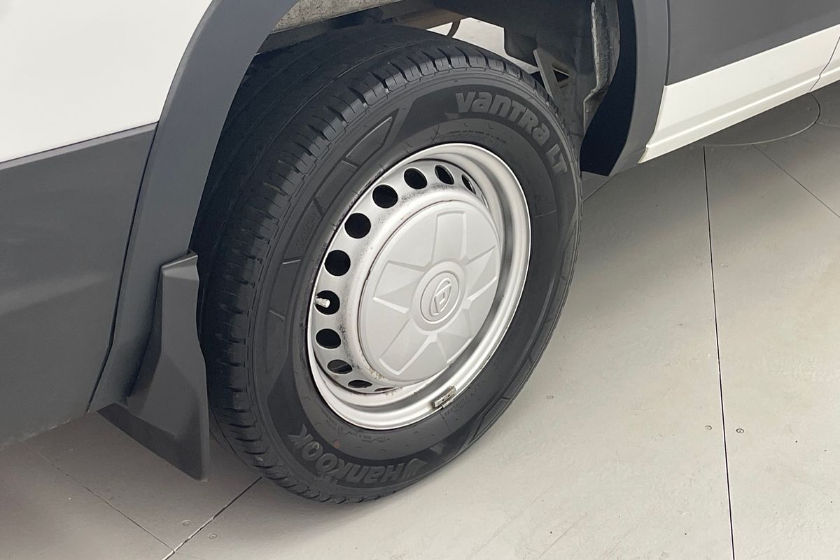 2023 LDV Deliver 9 LWB