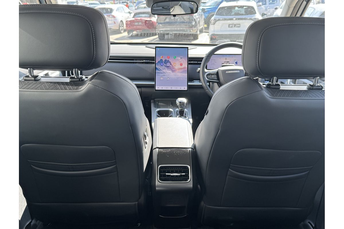 2025 Jaecoo J7 Track