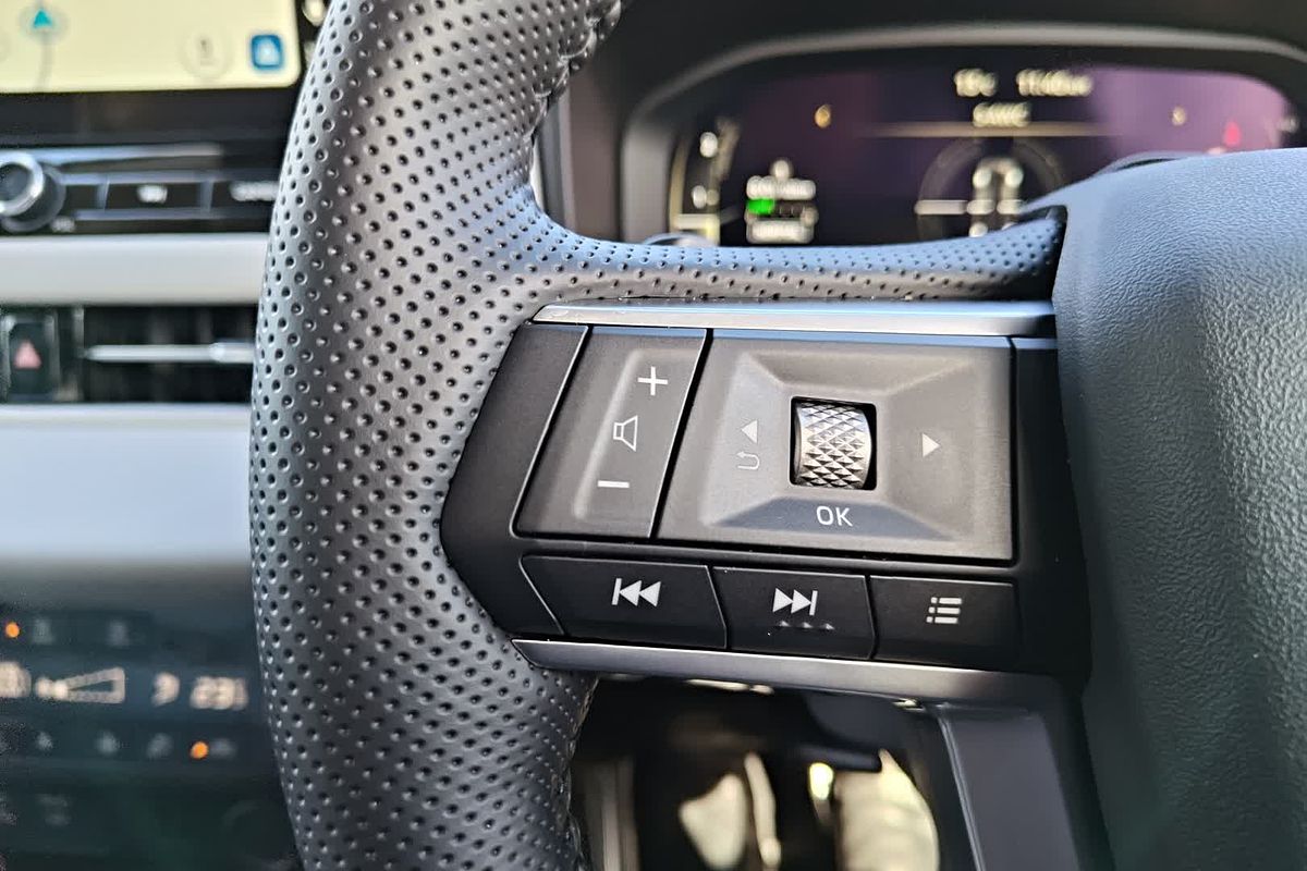 2025 Mitsubishi Outlander Exceed ZM