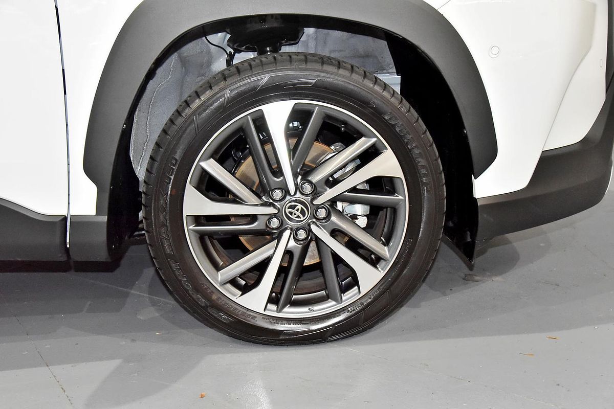 2024 Toyota Corolla Cross Atmos MXGH10R