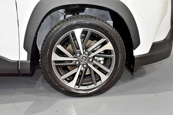 2024 Toyota Corolla Cross Atmos MXGH10R