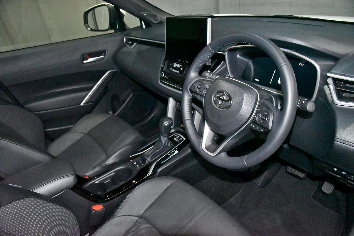 2024 Toyota Corolla Cross Atmos MXGH10R