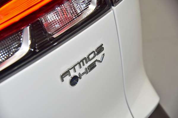 2024 Toyota Corolla Cross Atmos MXGH10R