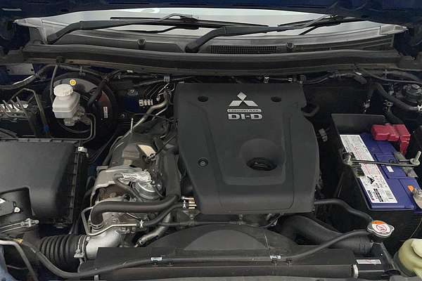 2020 Mitsubishi Triton GLX ADAS MR 4X4