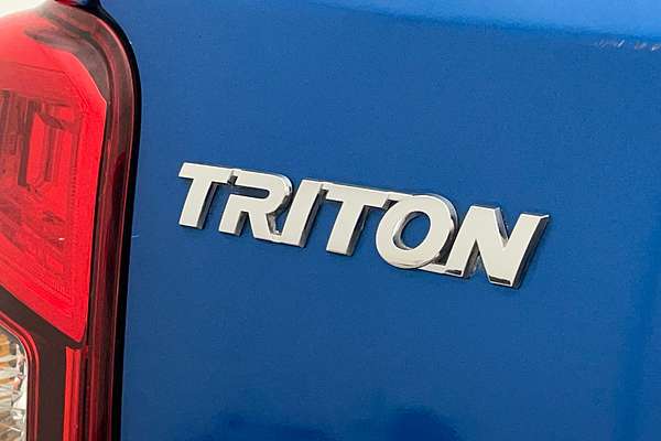 2020 Mitsubishi Triton GLX ADAS MR 4X4