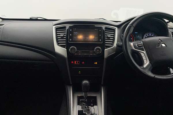 2020 Mitsubishi Triton GLX ADAS MR 4X4
