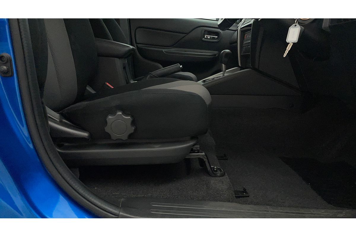 2020 Mitsubishi Triton GLX ADAS MR 4X4