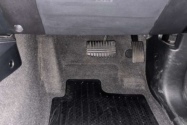 2020 Mitsubishi Triton GLX ADAS MR 4X4