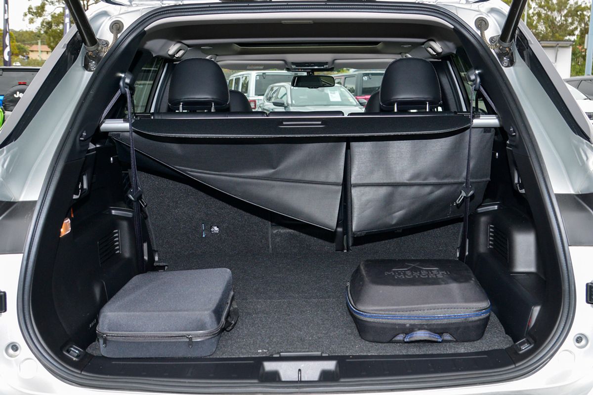 2023 Mitsubishi Outlander PHEV Exceed ZM