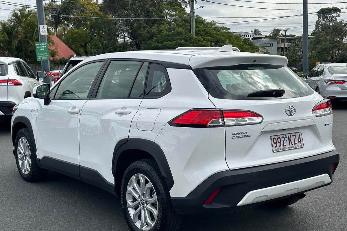 2024 Toyota Corolla Cross GX MXGH10R
