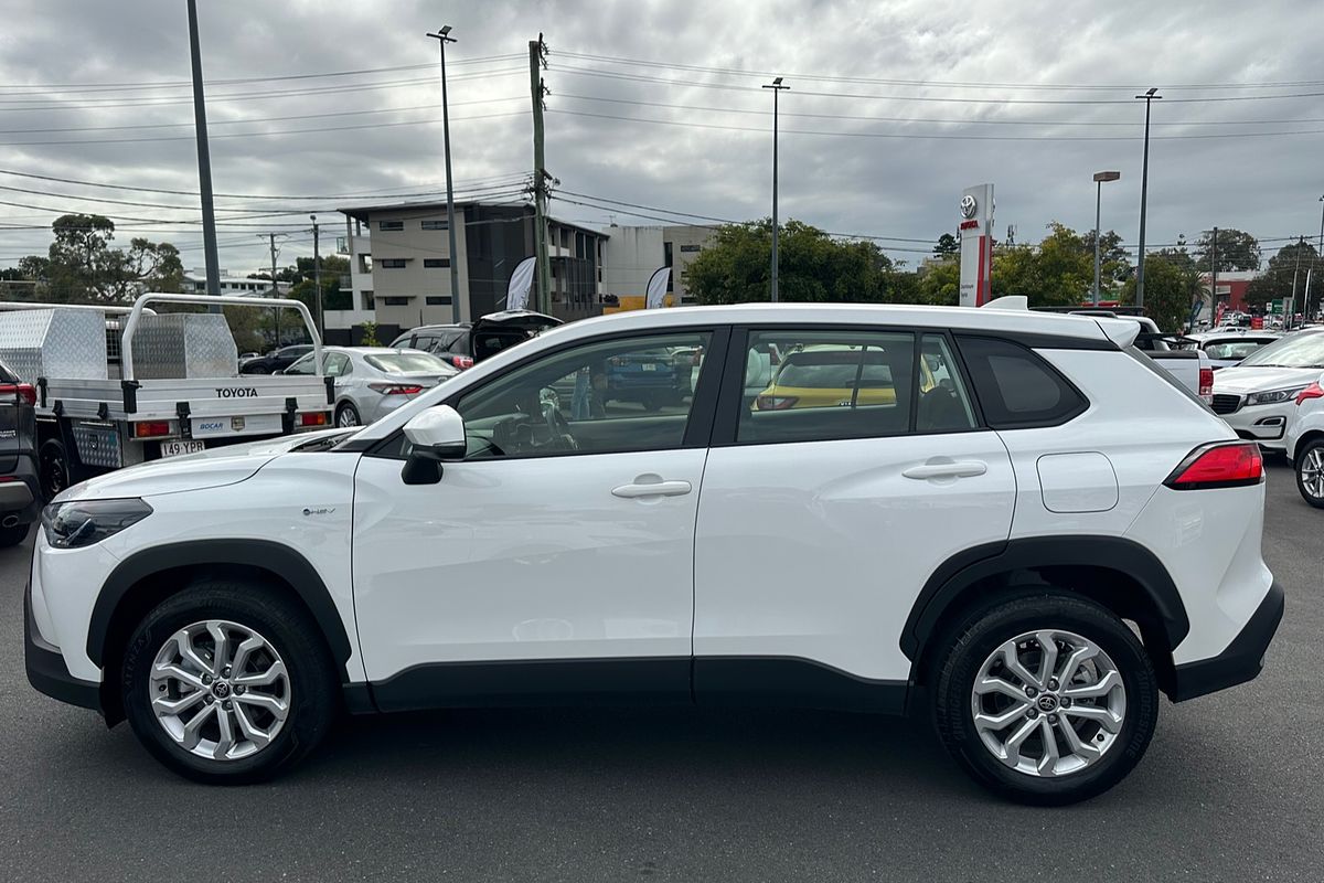 2024 Toyota Corolla Cross GX MXGH10R