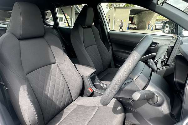 2024 Toyota Corolla Cross GX MXGH10R