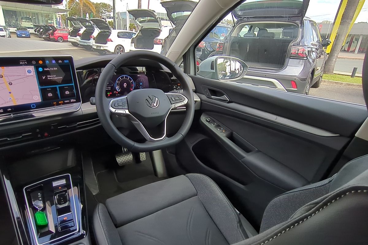 2025 Volkswagen Golf 110TSI Style 8.5