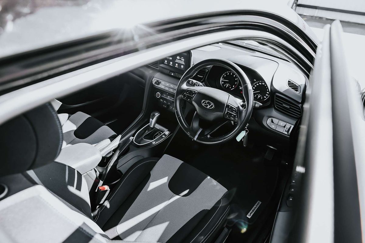 2019 Hyundai Veloster JS