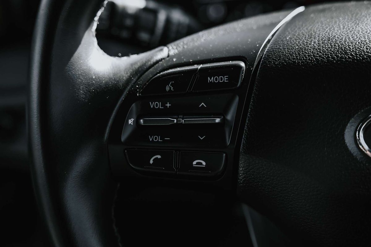 2019 Hyundai Veloster JS