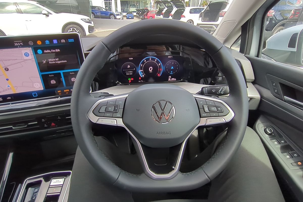 2025 Volkswagen Golf 110TSI Style 8.5