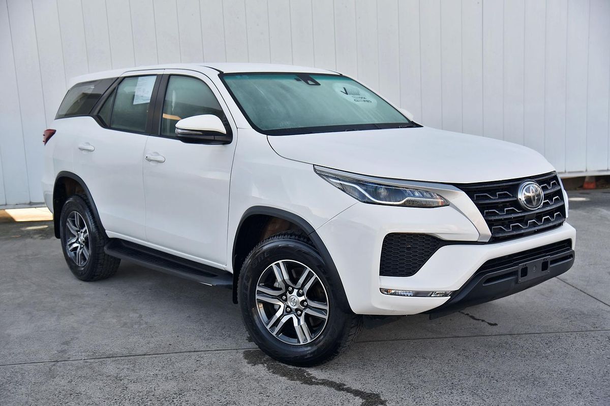 2023 Toyota Fortuner GX GUN156R