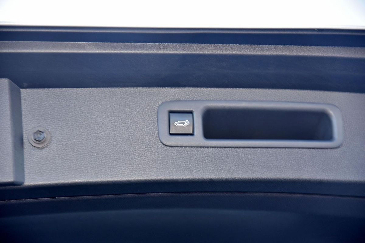 2023 Toyota Kluger Grande