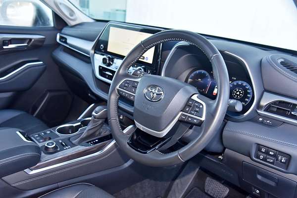 2023 Toyota Kluger Grande