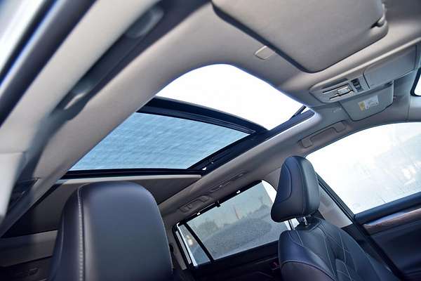 2023 Toyota Kluger Grande