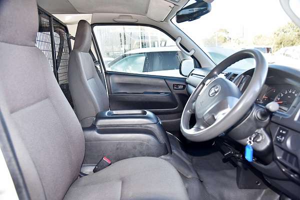 2017 Toyota Hiace KDH201R LWB