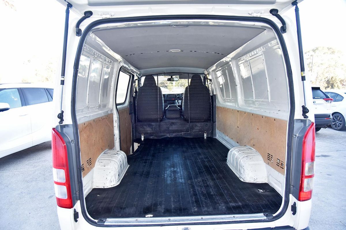 2017 Toyota Hiace KDH201R LWB