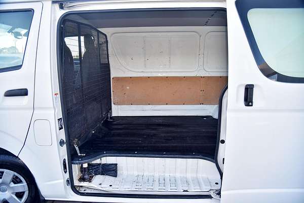 2017 Toyota Hiace KDH201R LWB