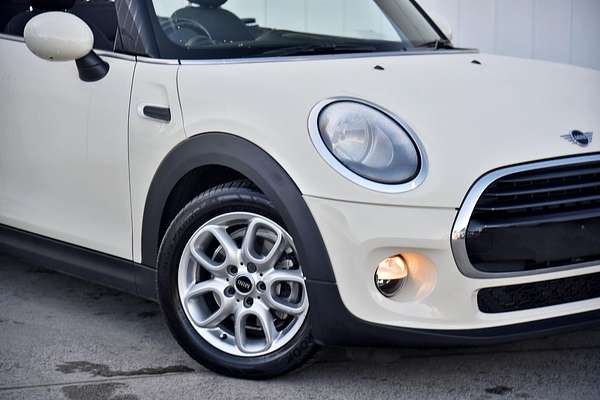 2018 MINI Convertible Cooper F57