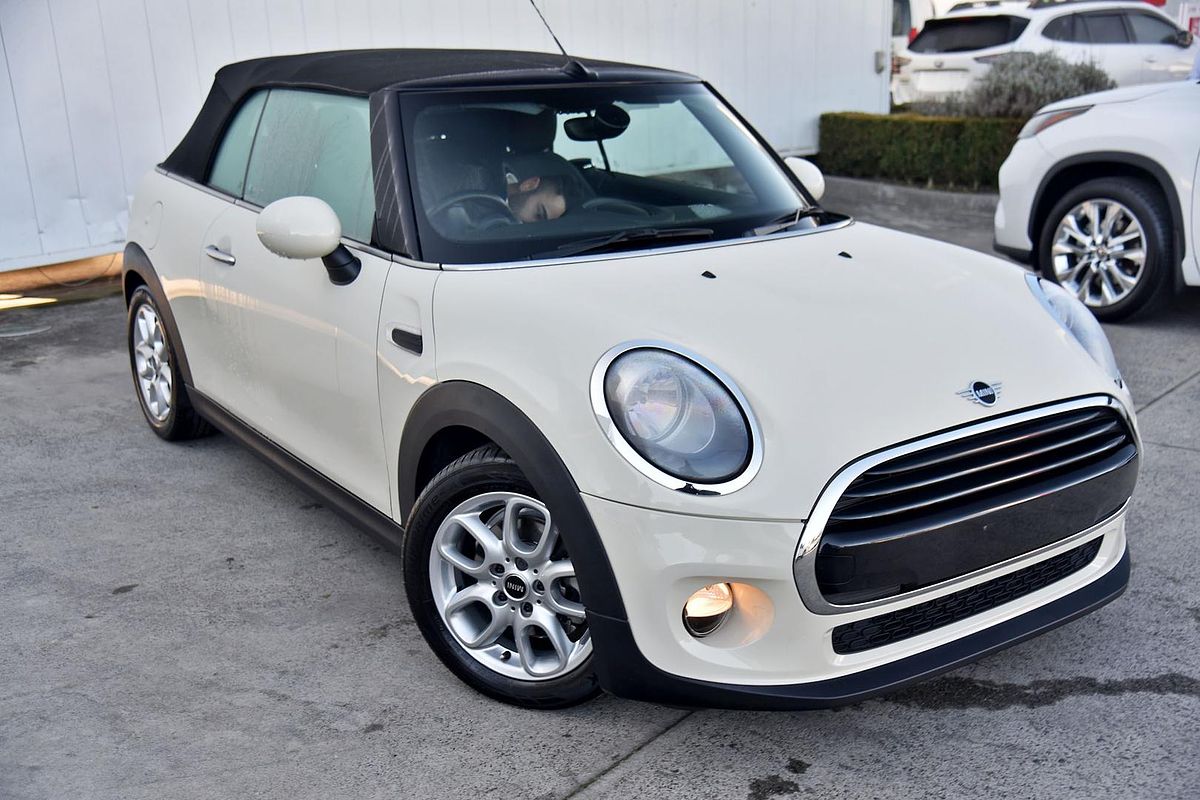 2018 MINI Convertible Cooper F57