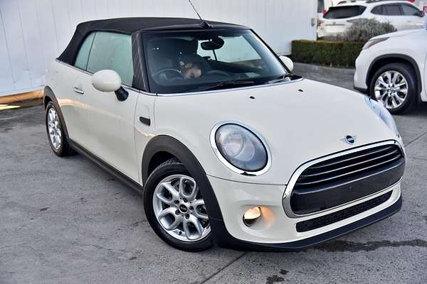 2018 MINI Convertible Cooper F57
