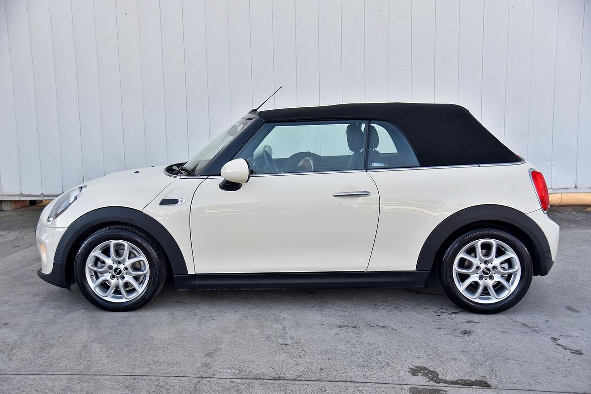2018 MINI Convertible Cooper F57