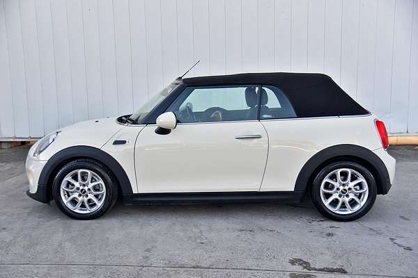 2018 MINI Convertible Cooper F57