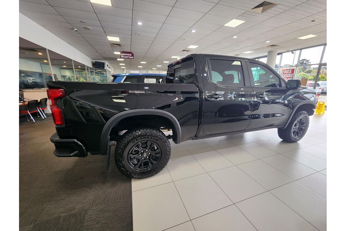 2025 Chevrolet Silverado 1500 LTZ Premium W/Tech Pack T1 4X4