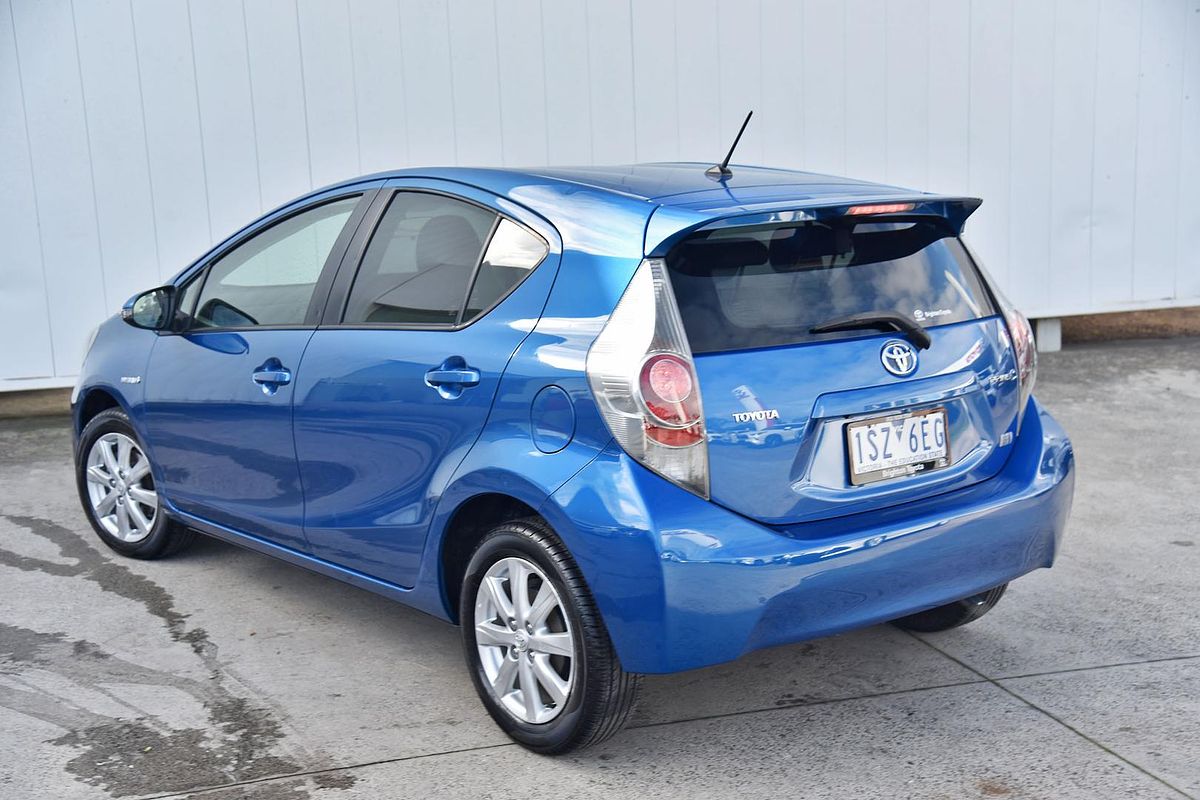 2012 Toyota Prius i-TECH HYBRID NHP10R