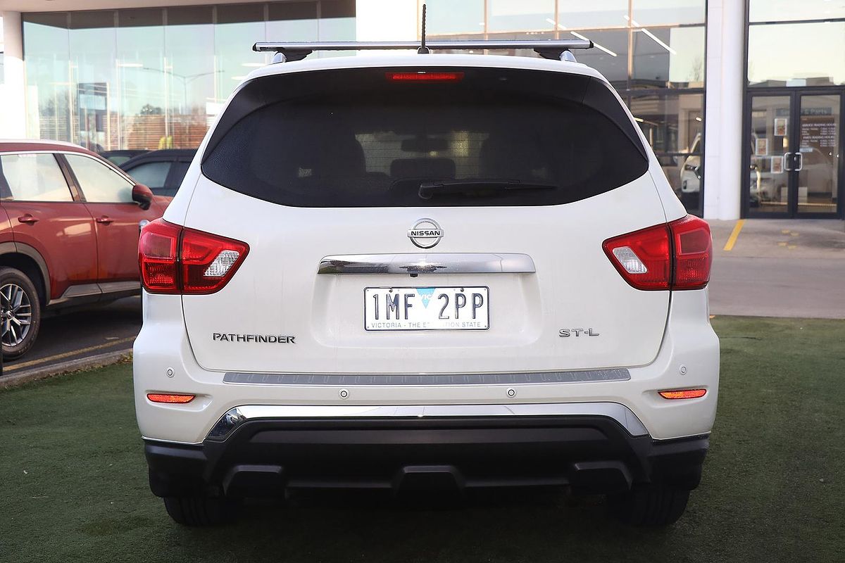 2017 Nissan Pathfinder ST-L R52 Series II