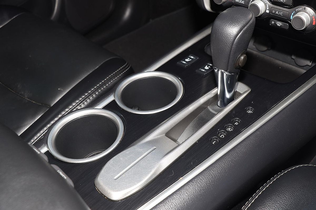 2017 Nissan Pathfinder ST-L R52 Series II