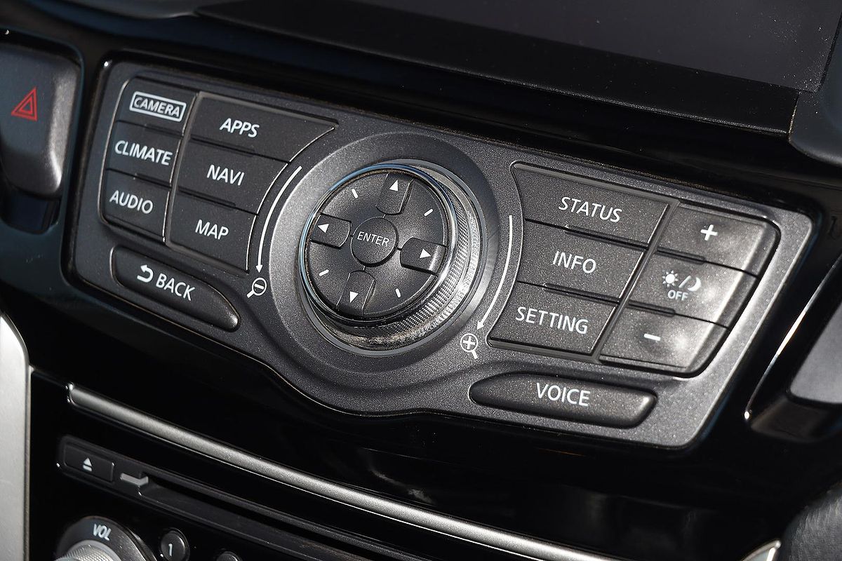 2017 Nissan Pathfinder ST-L R52 Series II