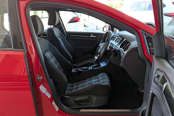 2016 Volkswagen Golf GTI 7