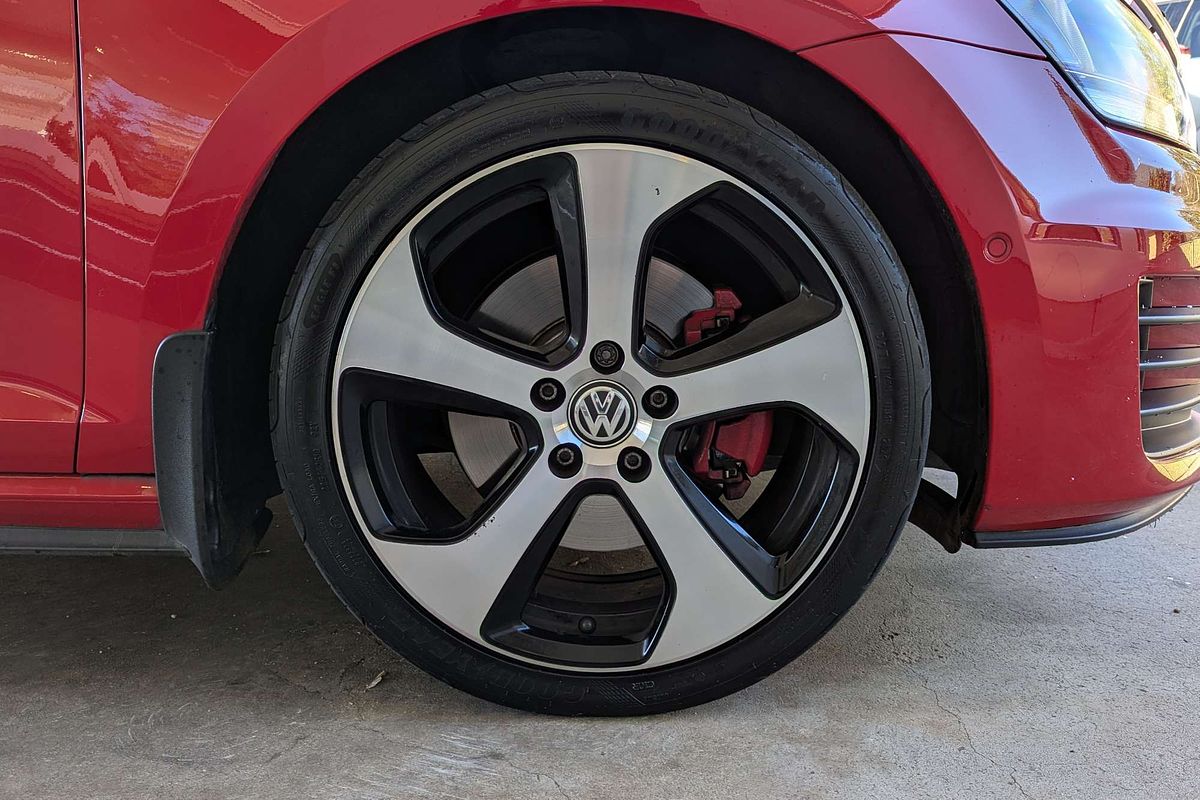 2016 Volkswagen Golf GTI 7