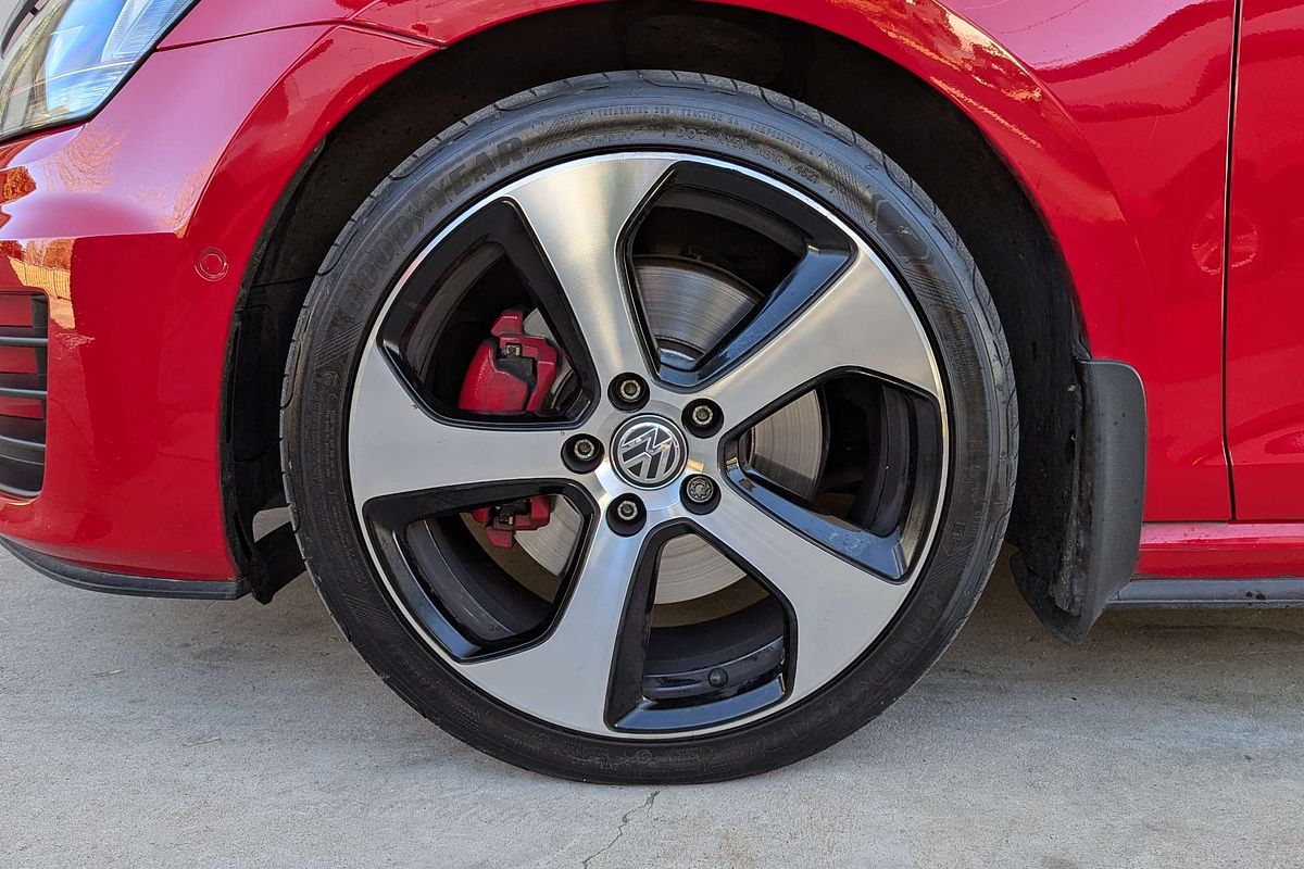 2016 Volkswagen Golf GTI 7