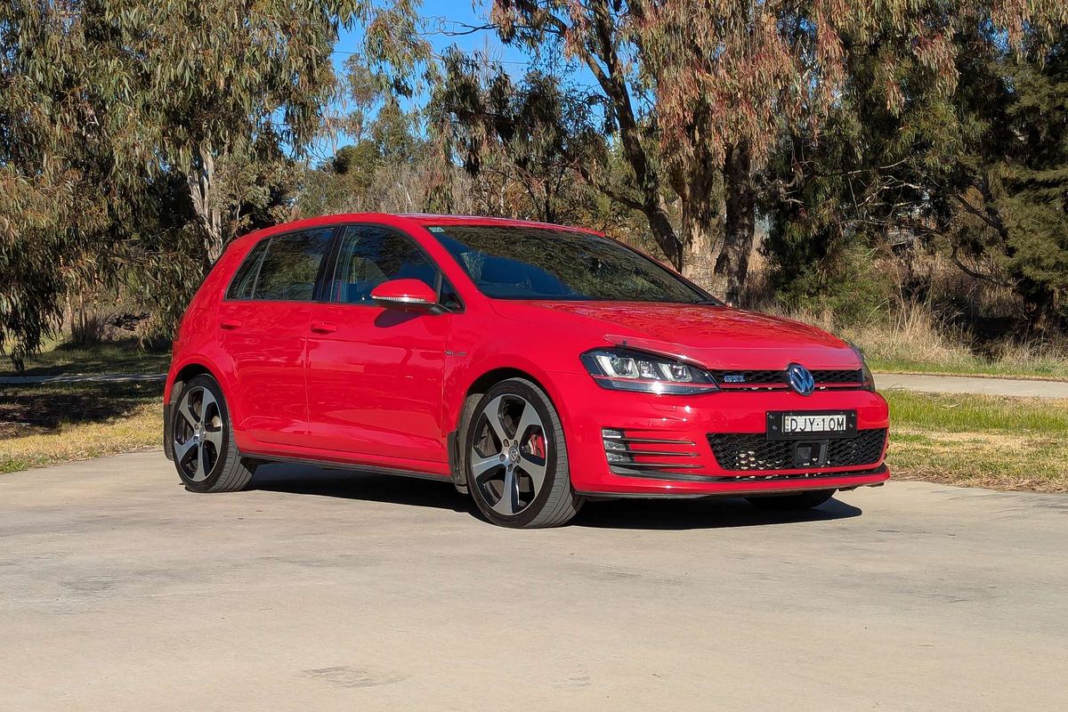 2016 Volkswagen Golf GTI 7
