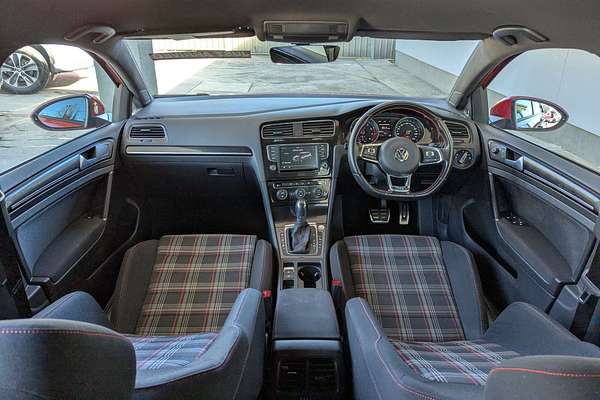 2016 Volkswagen Golf GTI 7