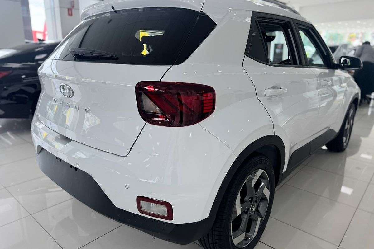 2025 Hyundai Venue Elite QX.V5