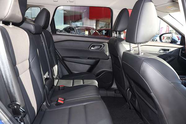 2024 Nissan X-TRAIL ST-L e-POWER T33