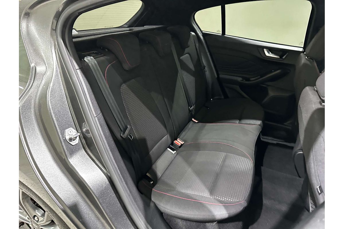 2019 Ford Focus ST-Line SA
